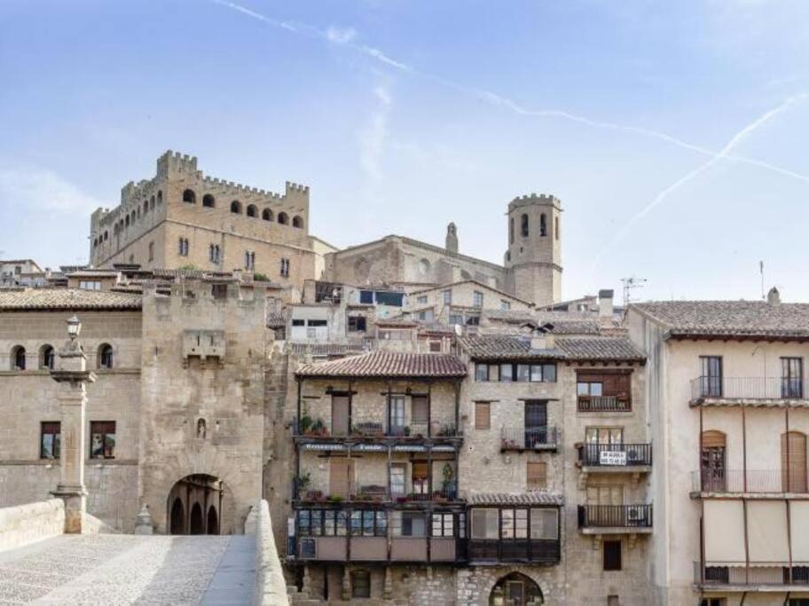 Casa Nemesio, Enclave Y Vistas Excepcionales Appartement Valderrobres Buitenkant foto
